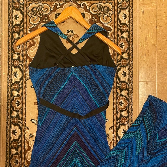 Blue Knitted Maxi Gown - Picture 4 of 5